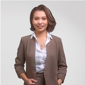 Linda Dinh